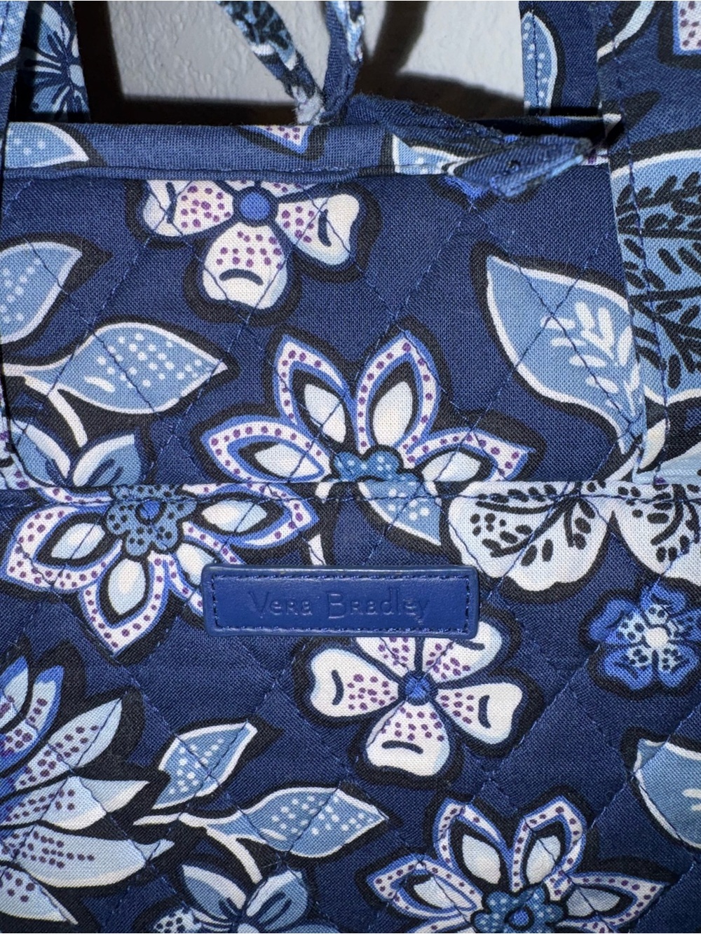 Vera Bradley Hanging Travel Organizer Blue Floral Quilted Toiletry Cosmetic Bag - Picture 2 of 9